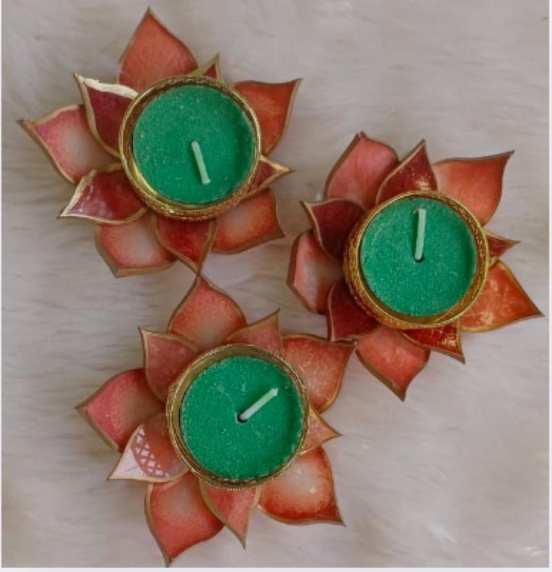 Lotus T-light Holder