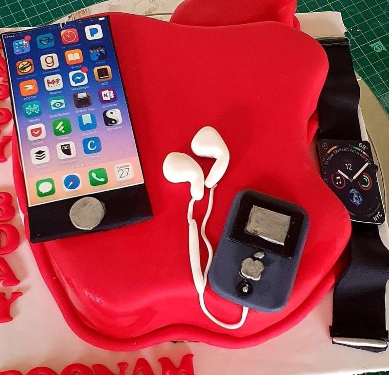 Customized Cakes