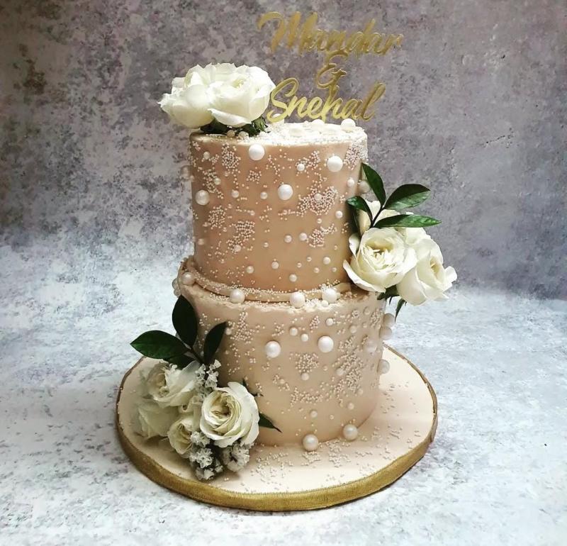 Customized Cakes