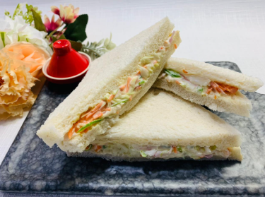 Coleslaw Sandwiches