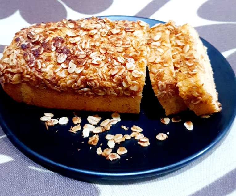 Vanilla Oats Tea Cake