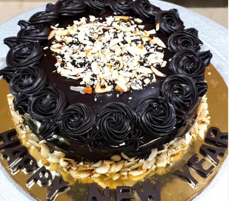 Customized Cakes