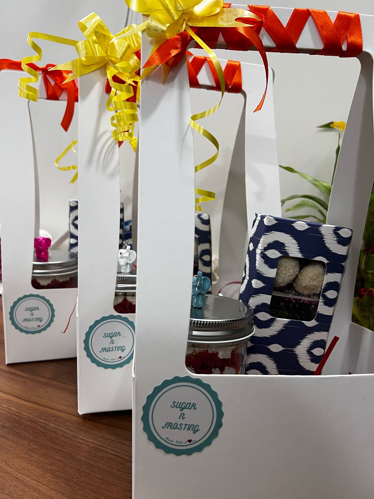 Jar Hampers