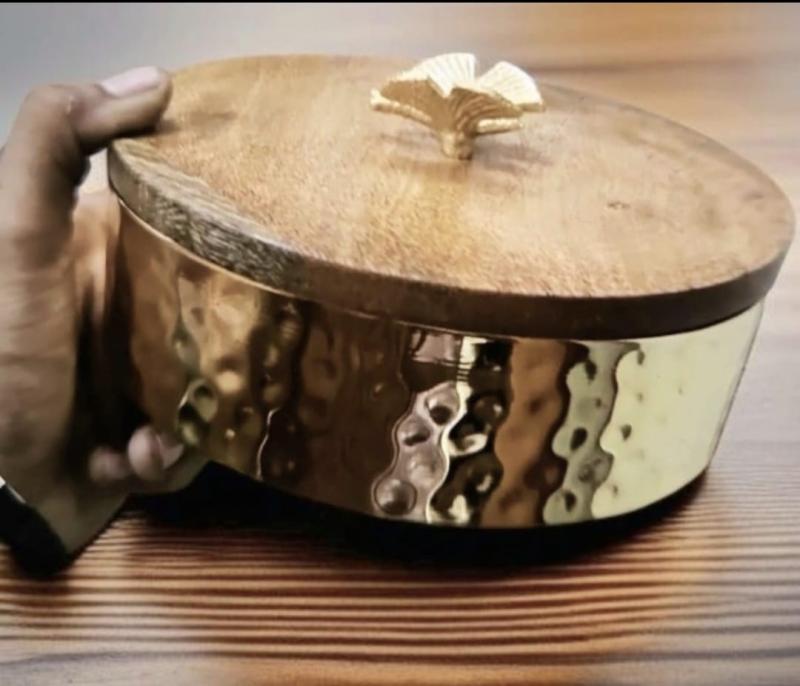 Round Shape Box With Lid