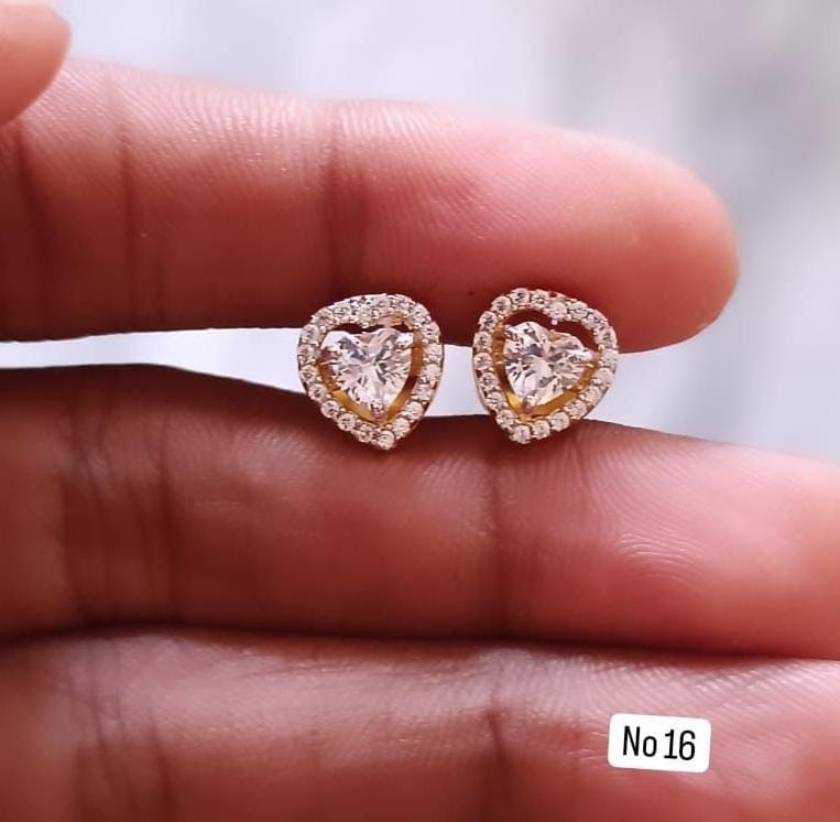 Heart Shape Earring With Stone