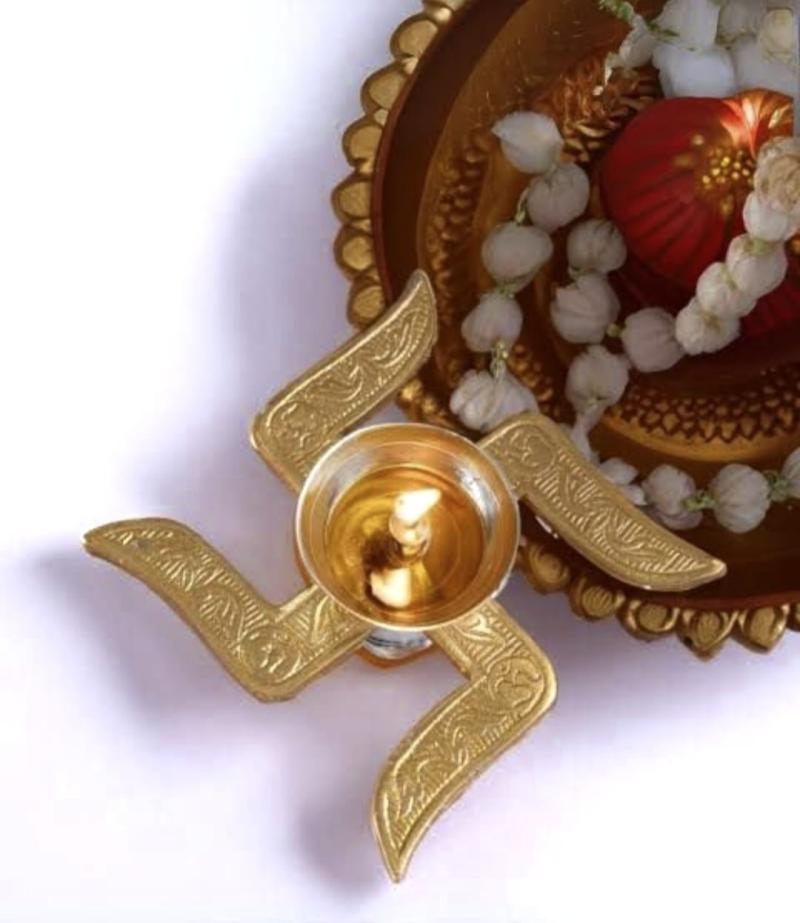 Swastik Akandh Diya
